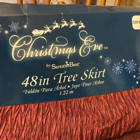1 LEFT! — 48 Inch Burgundy Tree Skirt with Tasseled Border - Christmas Eve - Picture 3 of 11